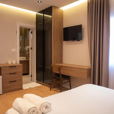 Hotell Sanremo Vlore 4*