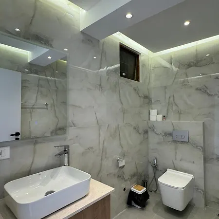 Hotell Sanremo Vlore 4*