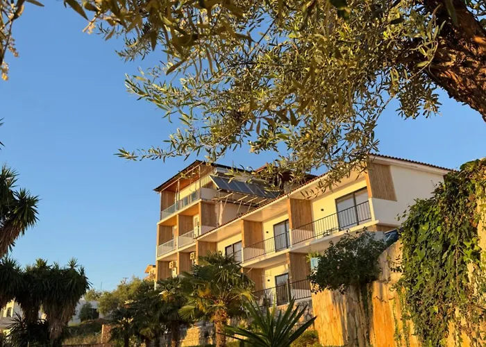 Hotel Sanremo Vlore 4*