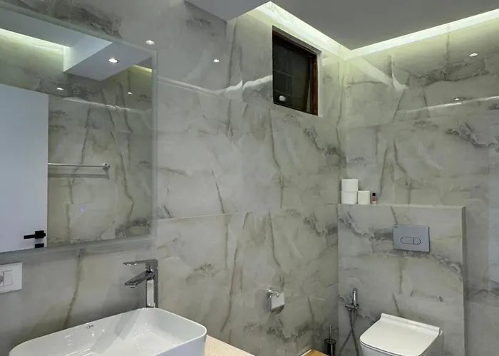 Hotel Sanremo Vlore 4*