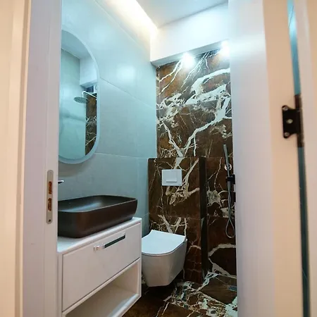 Sanremo Vlore 酒店 Radhimë